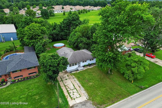 5218 Famous Way, Louisville, KY 40219