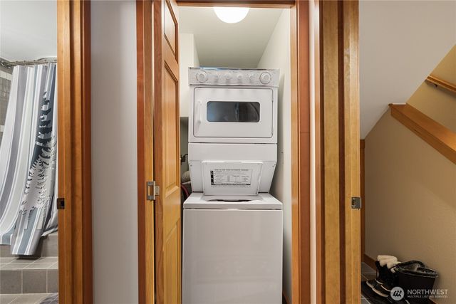 31 Tranquility Lane, Easton, WA 98925