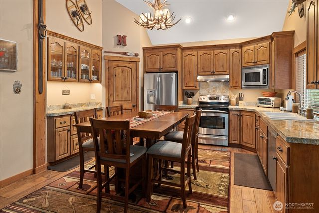 31 Tranquility Lane, Easton, WA 98925