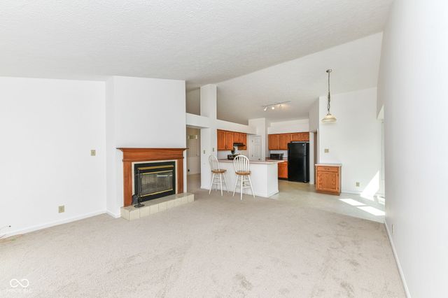 12372 Ensley Drive, Fishers, IN 46038