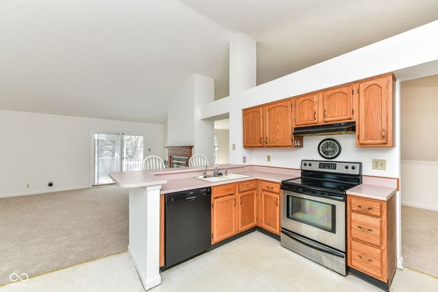 12372 Ensley Drive, Fishers, IN 46038