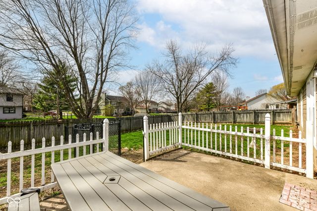 12372 Ensley Drive, Fishers, IN 46038