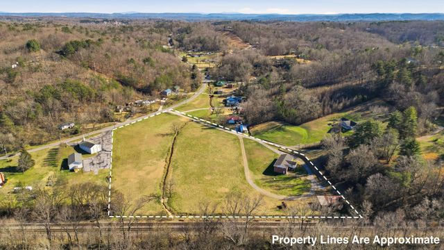 9061 Daisy Dallas Road, Soddy Daisy, TN 37379