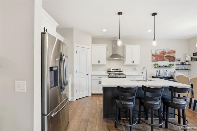 15365 Eton Pointe Drive, Clinton Township, MI 48035