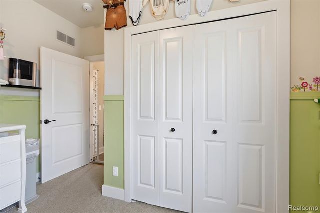 15365 Eton Pointe Drive, Clinton Township, MI 48035