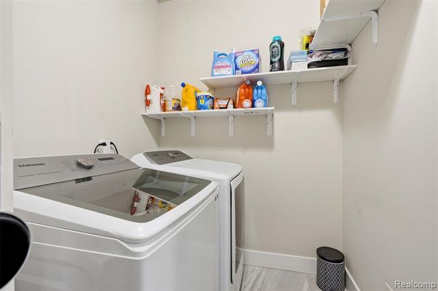 15365 Eton Pointe Drive, Clinton Township, MI 48035