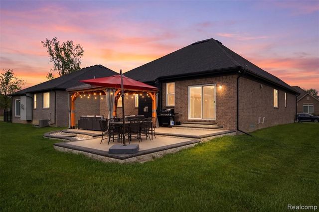 15365 Eton Pointe Drive, Clinton Township, MI 48035