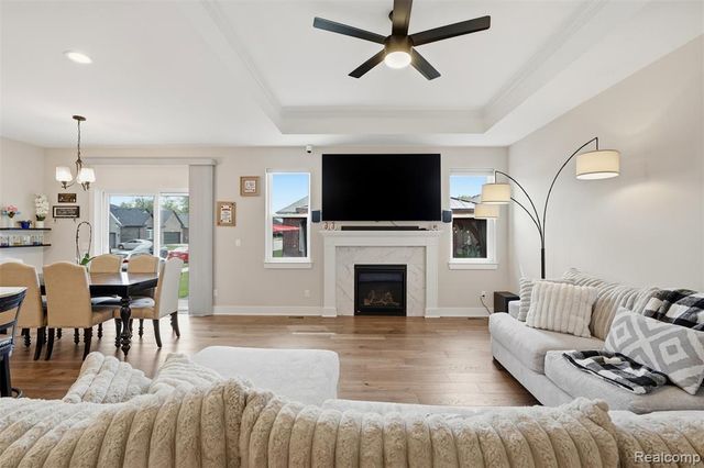 15365 Eton Pointe Drive, Clinton Township, MI 48035