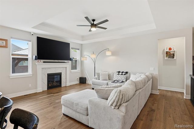 15365 Eton Pointe Drive, Clinton Township, MI 48035