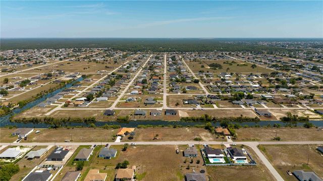 212 NE 25TH STREET, Cape Coral, FL 33909