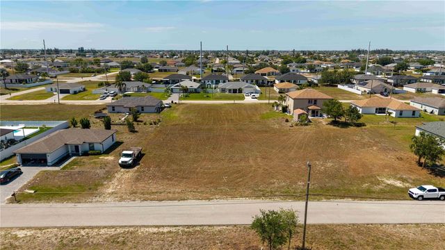 212 NE 25TH STREET, Cape Coral, FL 33909