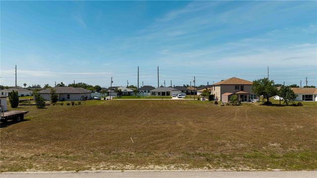 212 NE 25TH STREET, Cape Coral, FL 33909