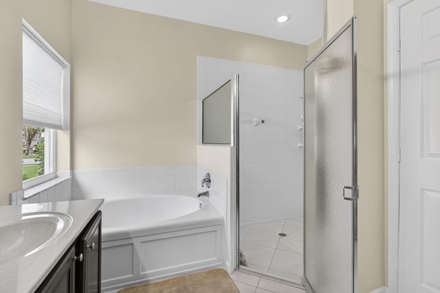 8600 Pine Cay, West Palm Beach, FL 33411