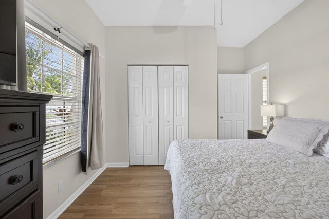 8600 Pine Cay, West Palm Beach, FL 33411