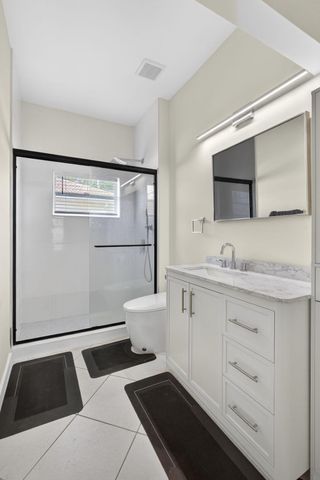 8600 Pine Cay, West Palm Beach, FL 33411