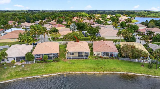 8600 Pine Cay, West Palm Beach, FL 33411
