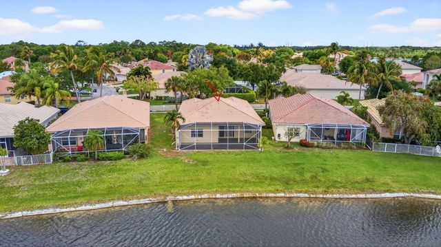 8600 Pine Cay, West Palm Beach, FL 33411