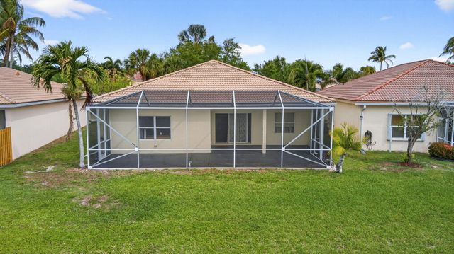 8600 Pine Cay, West Palm Beach, FL 33411