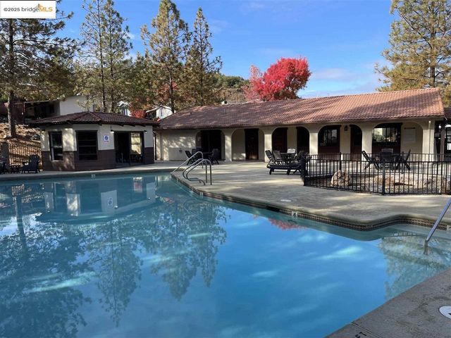 18717 Mill Villa 612, Jamestown, CA 95327