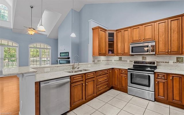 2668 Mountain Oak View Drive, Asheboro, NC 27205
