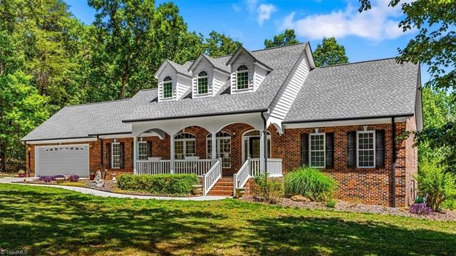 2668 Mountain Oak View Drive, Asheboro, NC 27205