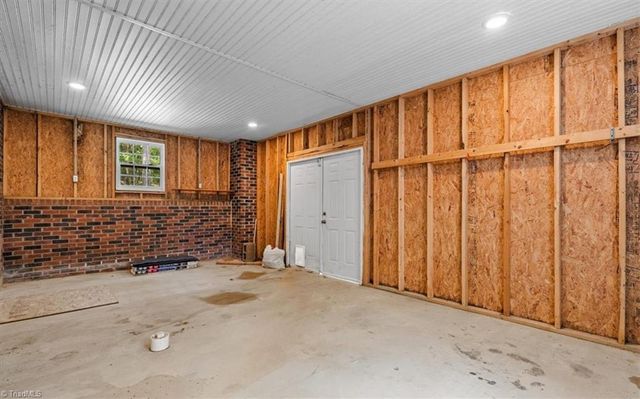 2668 Mountain Oak View Drive, Asheboro, NC 27205