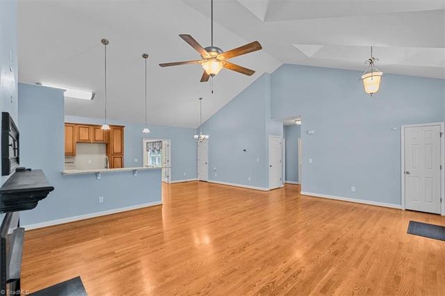 2668 Mountain Oak View Drive, Asheboro, NC 27205
