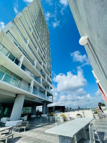 2000 METROPICA Way 2607, Sunrise, FL 33323