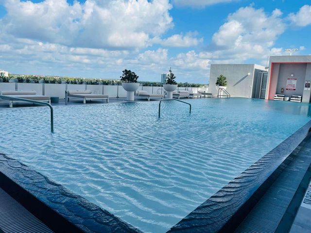 2000 METROPICA Way 2607, Sunrise, FL 33323