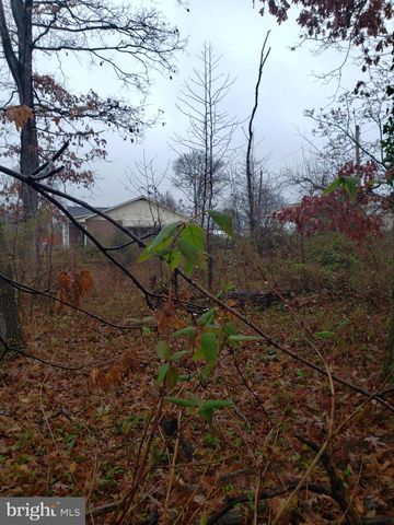 JOHN AVE, Baltimore, MD 21221