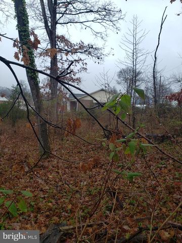 JOHN AVE, Baltimore, MD 21221