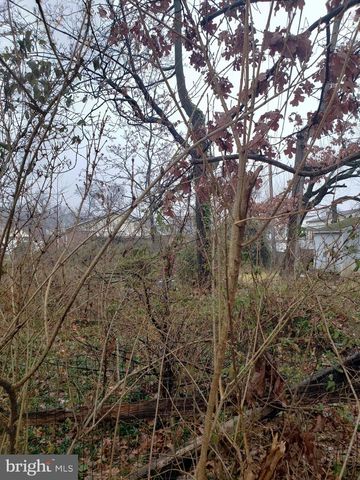 JOHN AVE, Baltimore, MD 21221