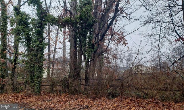 JOHN AVE, Baltimore, MD 21221