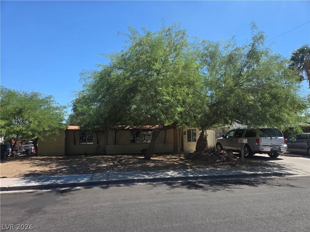 1217 South 10th Street, Las Vegas, NV 89104 — exterior