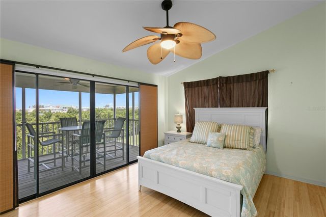 9564 TARA CAY COURT, Seminole, FL 33776