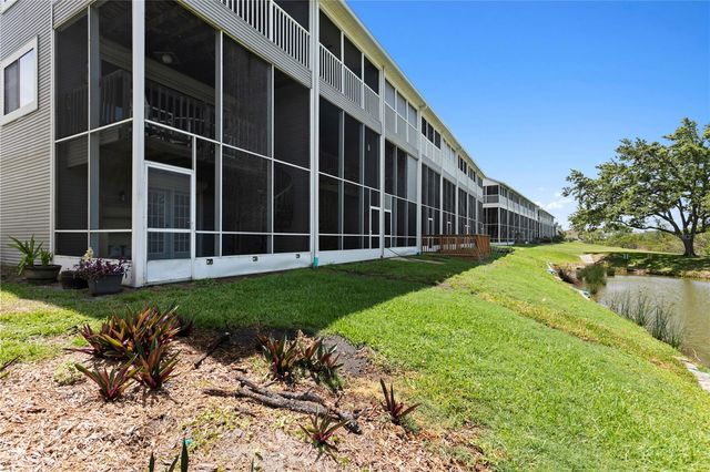 9564 TARA CAY COURT, Seminole, FL 33776