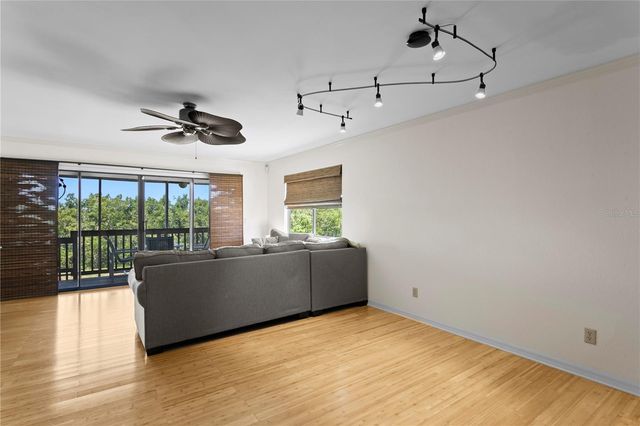 9564 TARA CAY COURT, Seminole, FL 33776