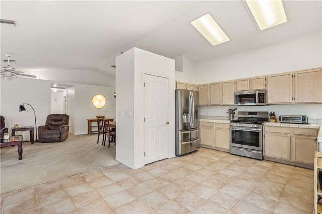 2290 Shadow Canyon Drive, Bullhead City, AZ 86442