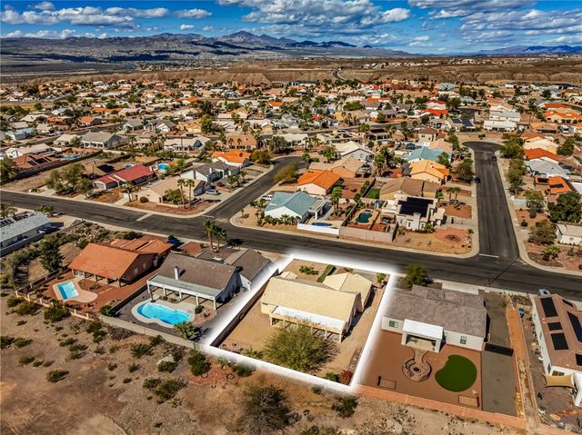 2290 Shadow Canyon Drive, Bullhead City, AZ 86442