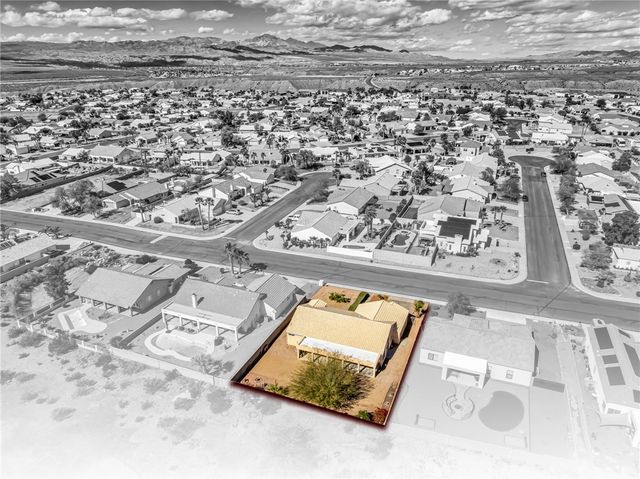 2290 Shadow Canyon Drive, Bullhead City, AZ 86442