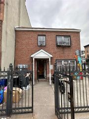 111 Cornelia Street, Brooklyn, NY 11221