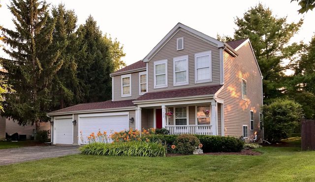 1802 Thornapple Way, Aurora, IL 60504