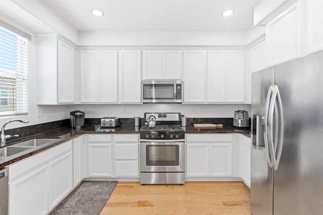 2564 Prosper Rd, Sacramento, CA 95834