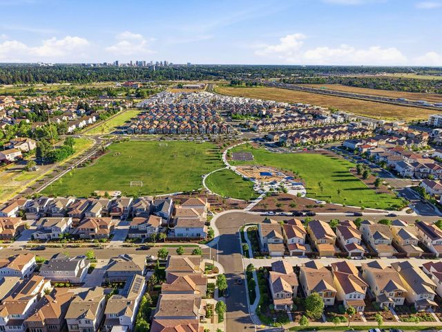 2564 Prosper Rd, Sacramento, CA 95834