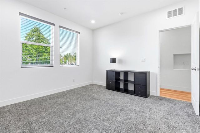 2564 Prosper Rd, Sacramento, CA 95834