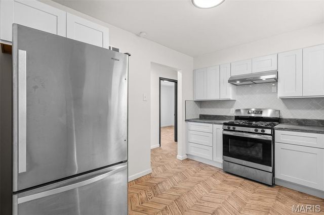 5544 Sapphire Avenue, St Louis, MO 63136