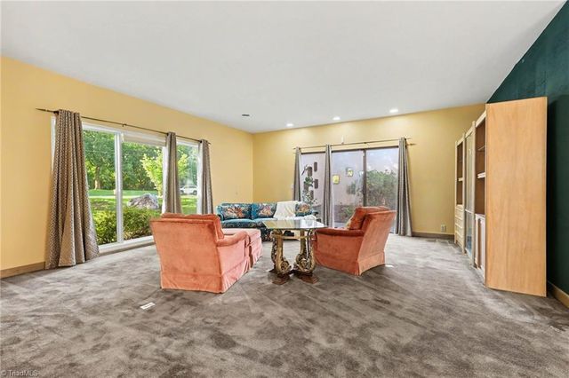 5427 Tallwood Estates Drive, Thomasville, NC 27360