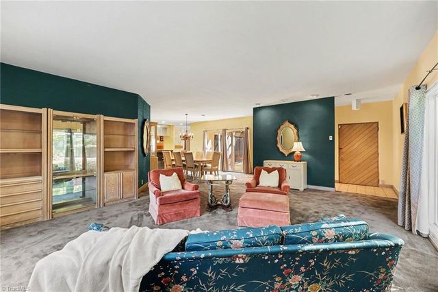 5427 Tallwood Estates Drive, Thomasville, NC 27360