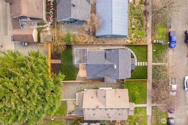 949 S Ridgewood Avenue, Tacoma, WA 98405