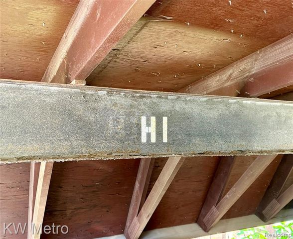 27654 E Echo Valley 132, Farmington, MI 48334